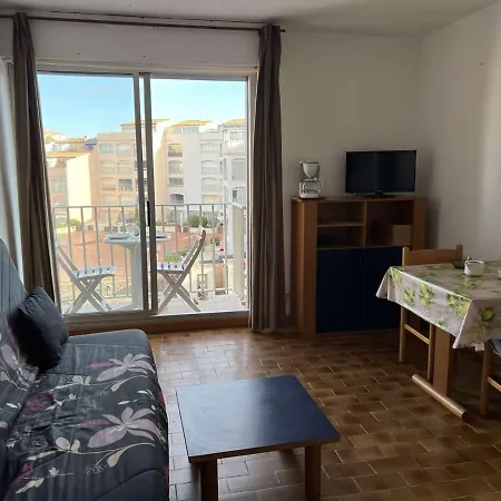 Centre Avec Piscine, Balcon Et Proximite Plage, 2 Personnes - Fr-1-702-3 Apartment Agde